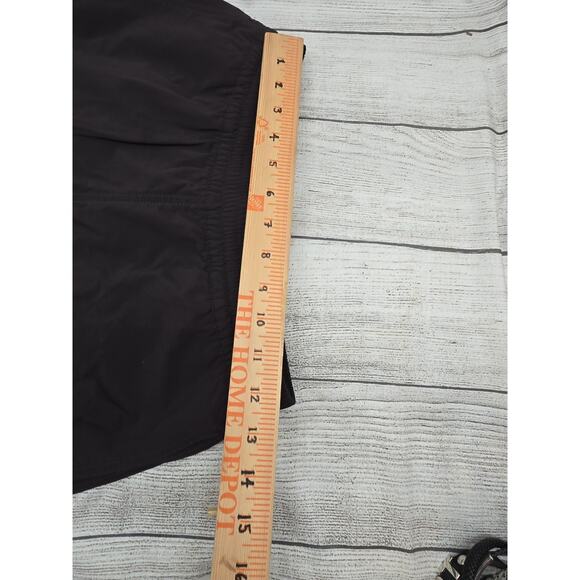 Topo Designs Global Shorts Womens Size Small Black EUC! - Picture 5 of 9